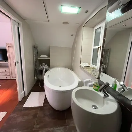 Apartment Mama Palace *